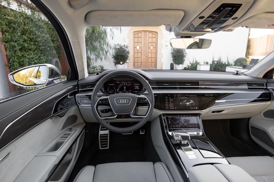 Торпедо Audi S8 (D5) 2019 года  (WW) (фото 39 из 45)